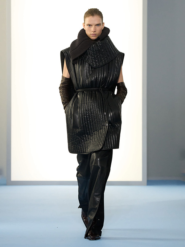 Fall Winter 2026 Runway Show: Dynamic Essentiality | Sportmax